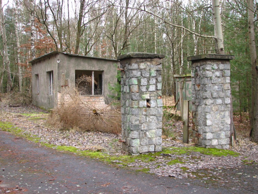 Entrance to the old Army Areal